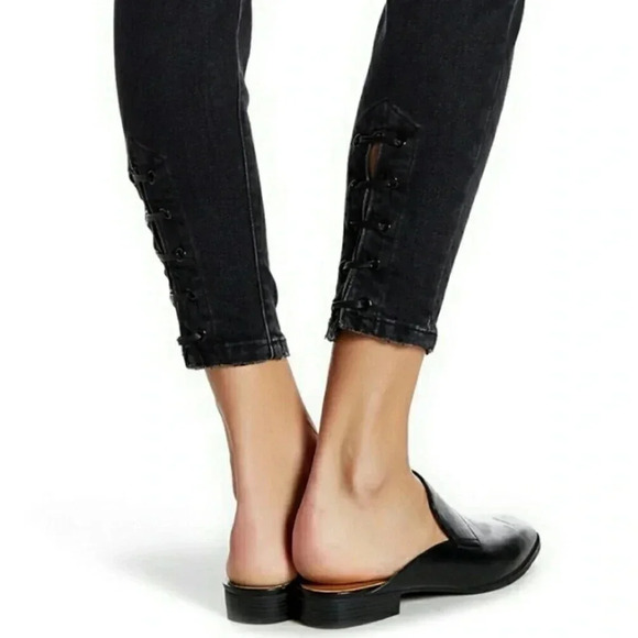 Current/Elliott Black Stiletto Slit  Watchtower Eyelets Jean size 27 - NWT - H - Picture 2 of 8